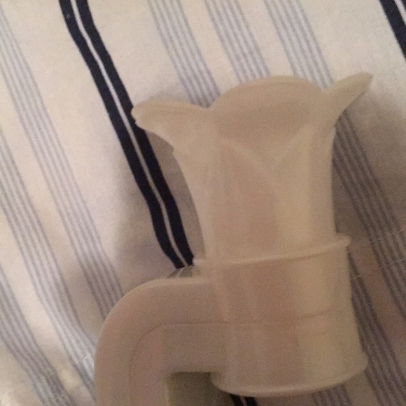 Meet your Posher, Marlizet - Picture 1 of 1